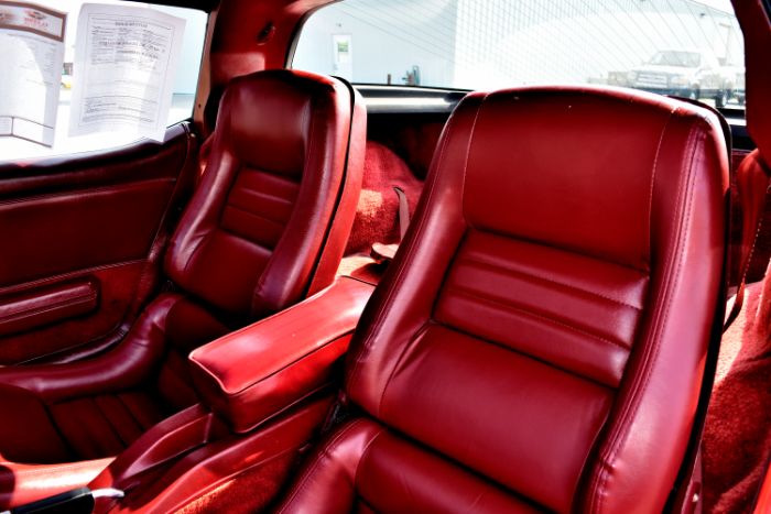 Chevrolet-Corvette-1981-Red-Red-33