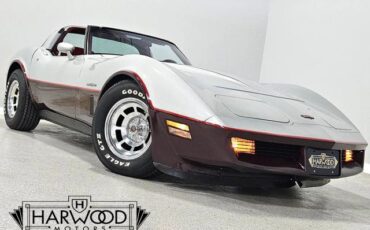 Chevrolet-Corvette-1982-Coupe