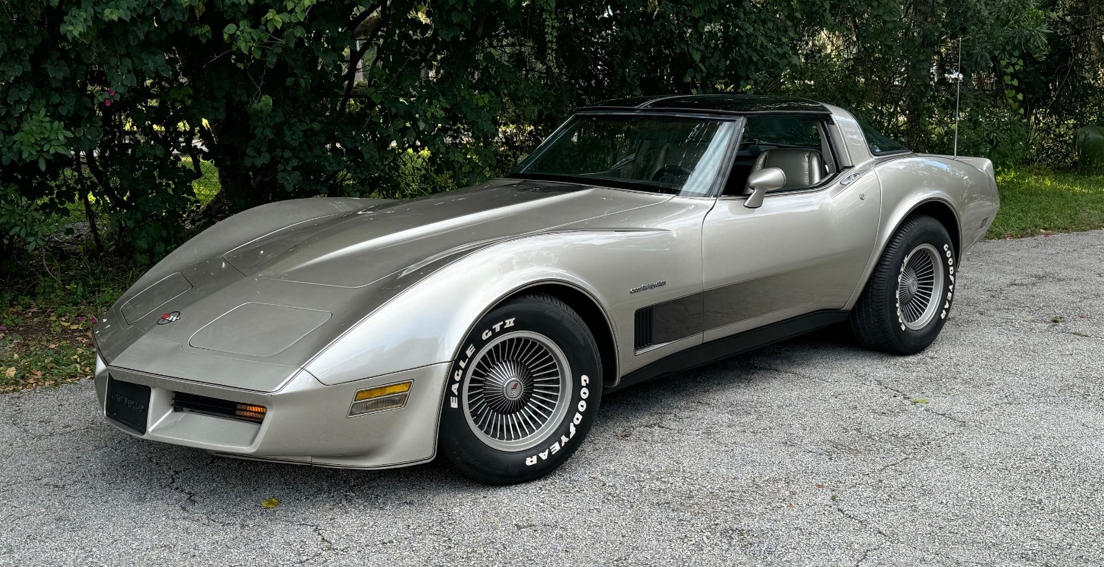 Chevrolet Corvette 1982 Coupe