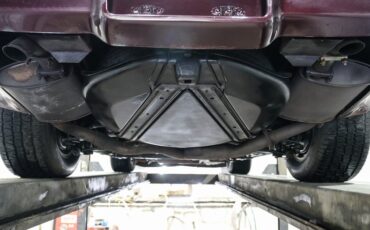 Chevrolet-Corvette-1982-Silver-Red-24