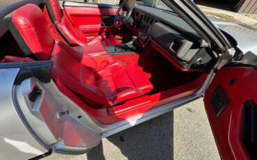 Chevrolet-Corvette-1986-Convertible-15