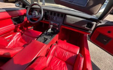Chevrolet-Corvette-1986-Convertible-17