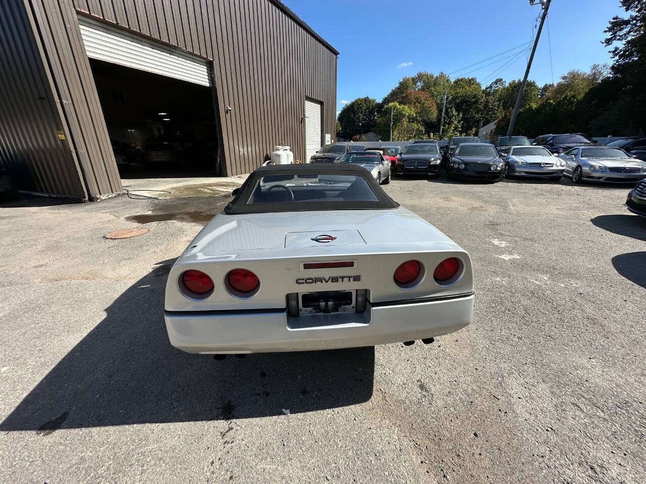 Chevrolet-Corvette-1986-Convertible-23