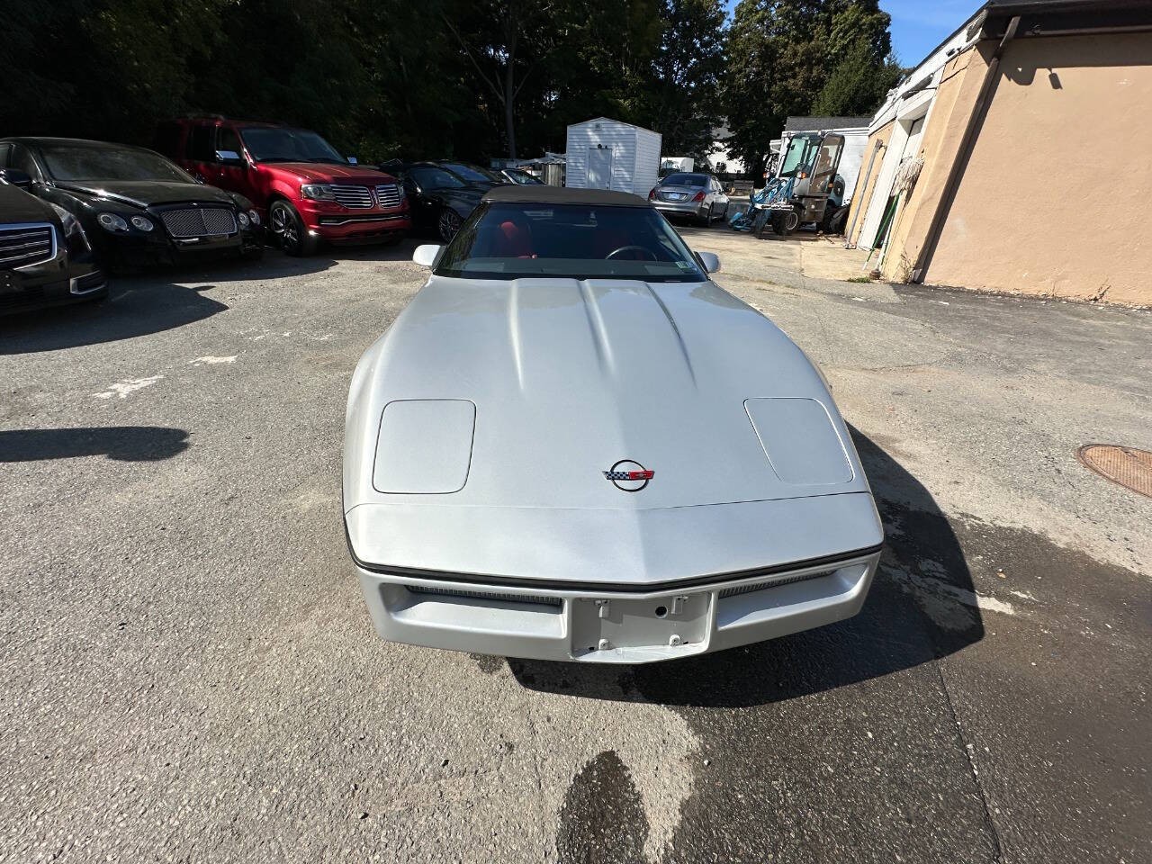 Chevrolet-Corvette-1986-Convertible-27