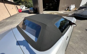 Chevrolet-Corvette-1986-Convertible-28