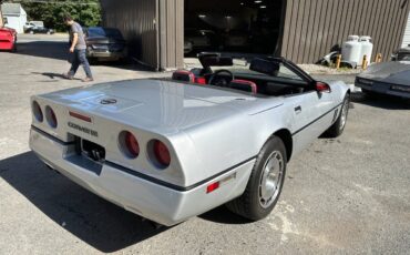 Chevrolet-Corvette-1986-Convertible-4