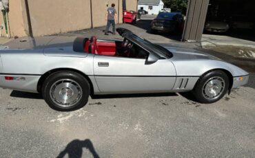 Chevrolet-Corvette-1986-Convertible-5