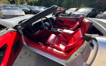 Chevrolet-Corvette-1986-Convertible-8