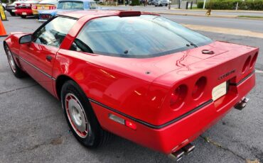 Chevrolet-Corvette-1986-Hatchback-13
