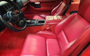 Chevrolet-Corvette-1986-Hatchback-21