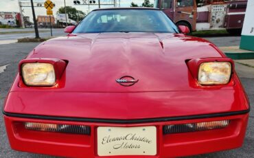Chevrolet-Corvette-1986-Hatchback-7
