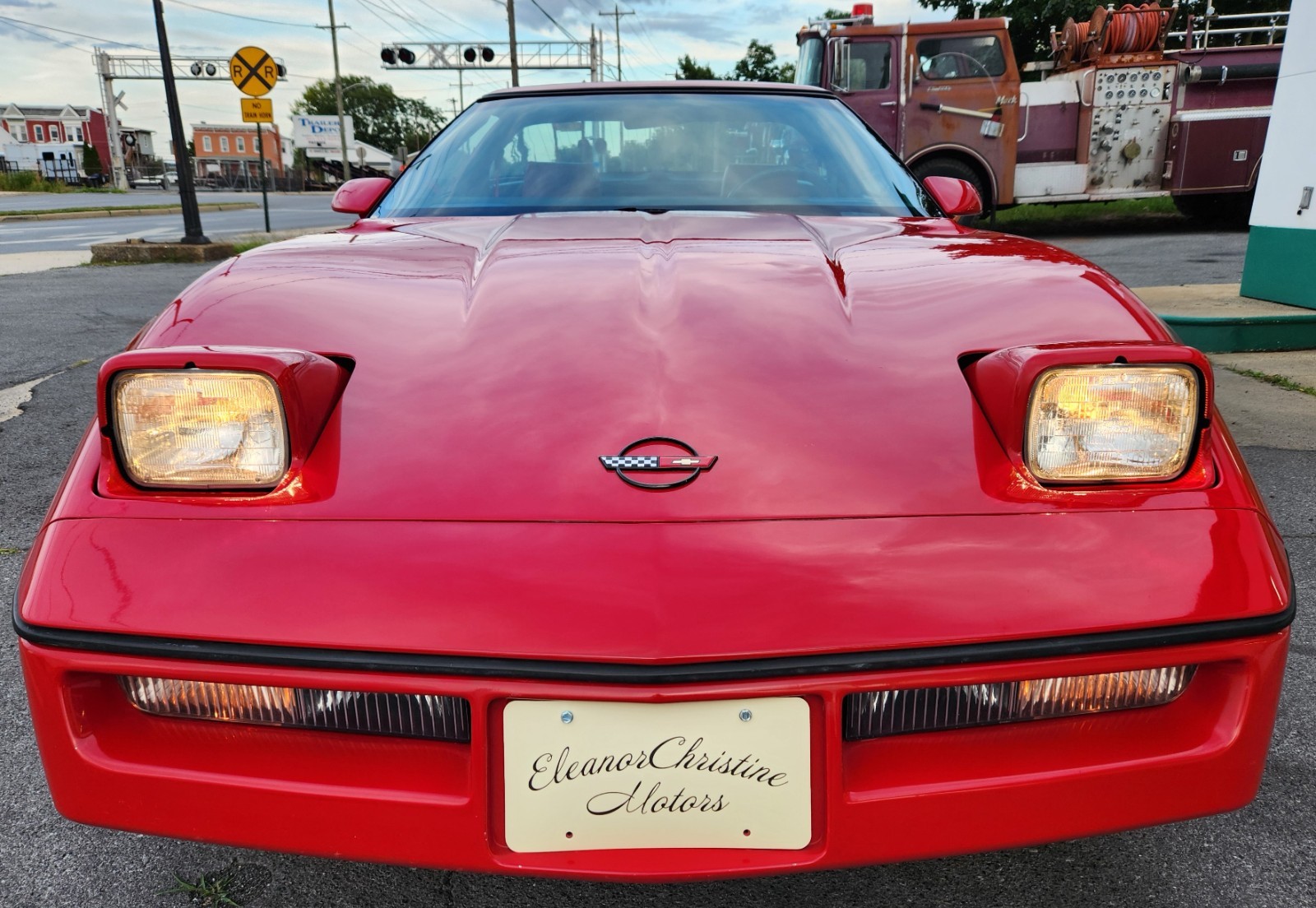 Chevrolet-Corvette-1986-Hatchback-7