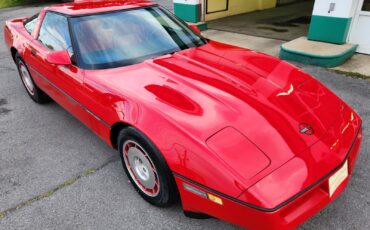 Chevrolet-Corvette-1986-Hatchback-8