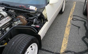 Chevrolet-Corvette-1988-1