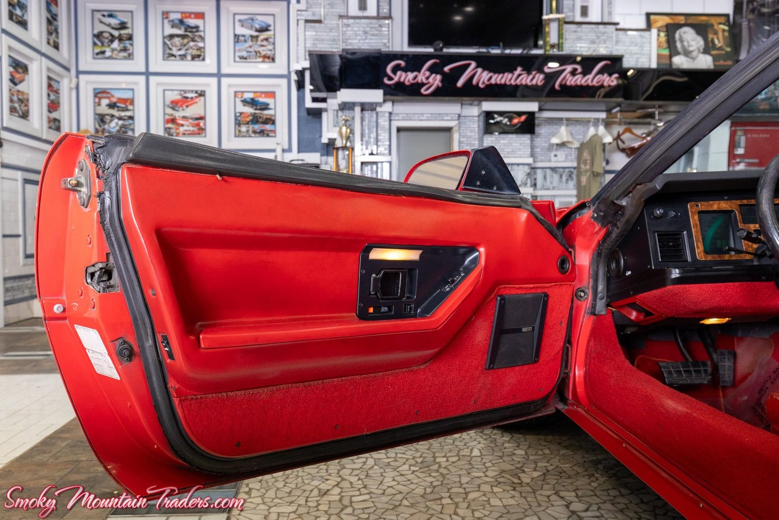 Chevrolet-Corvette-1988-35