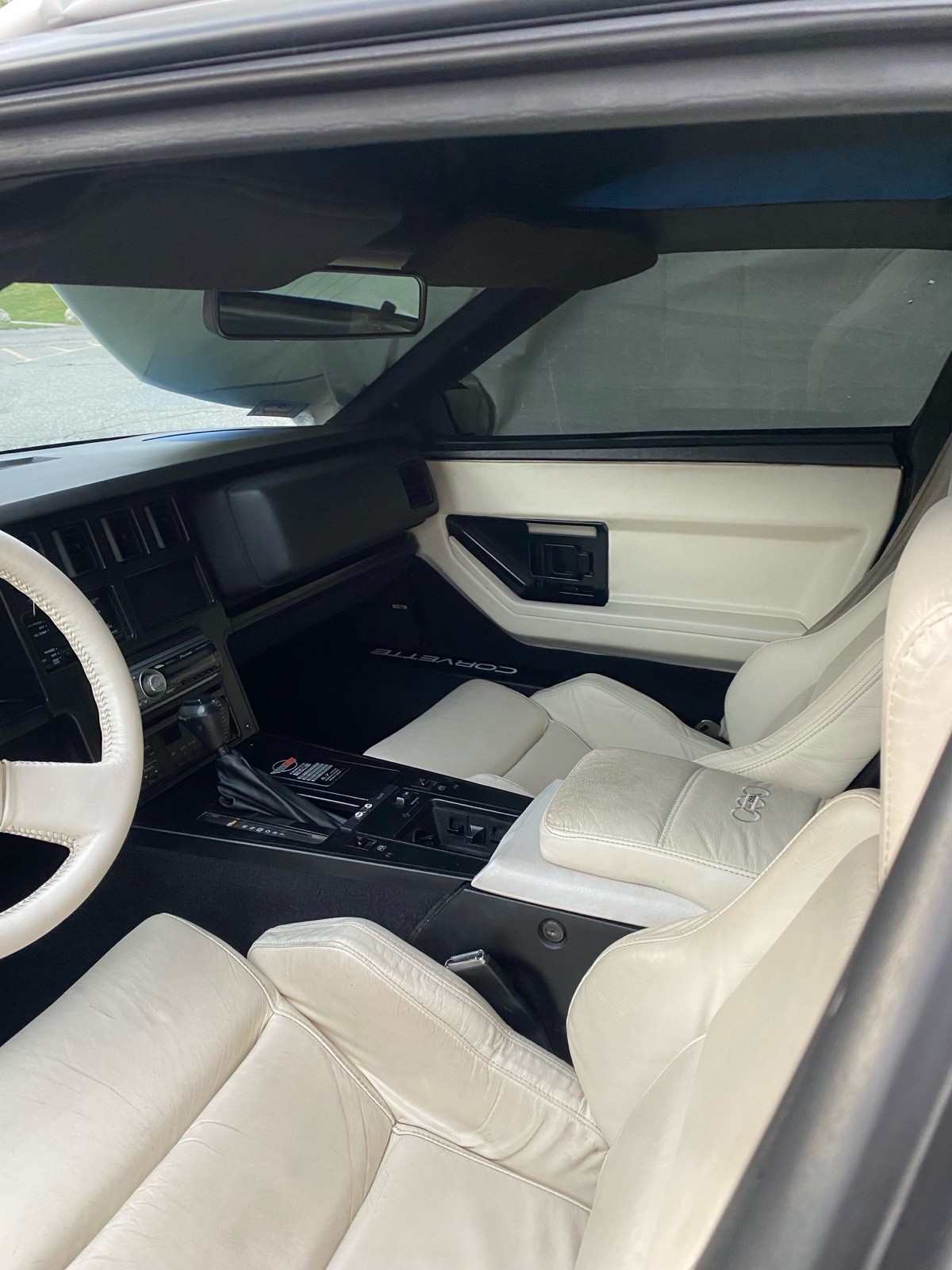Chevrolet-Corvette-1988-8