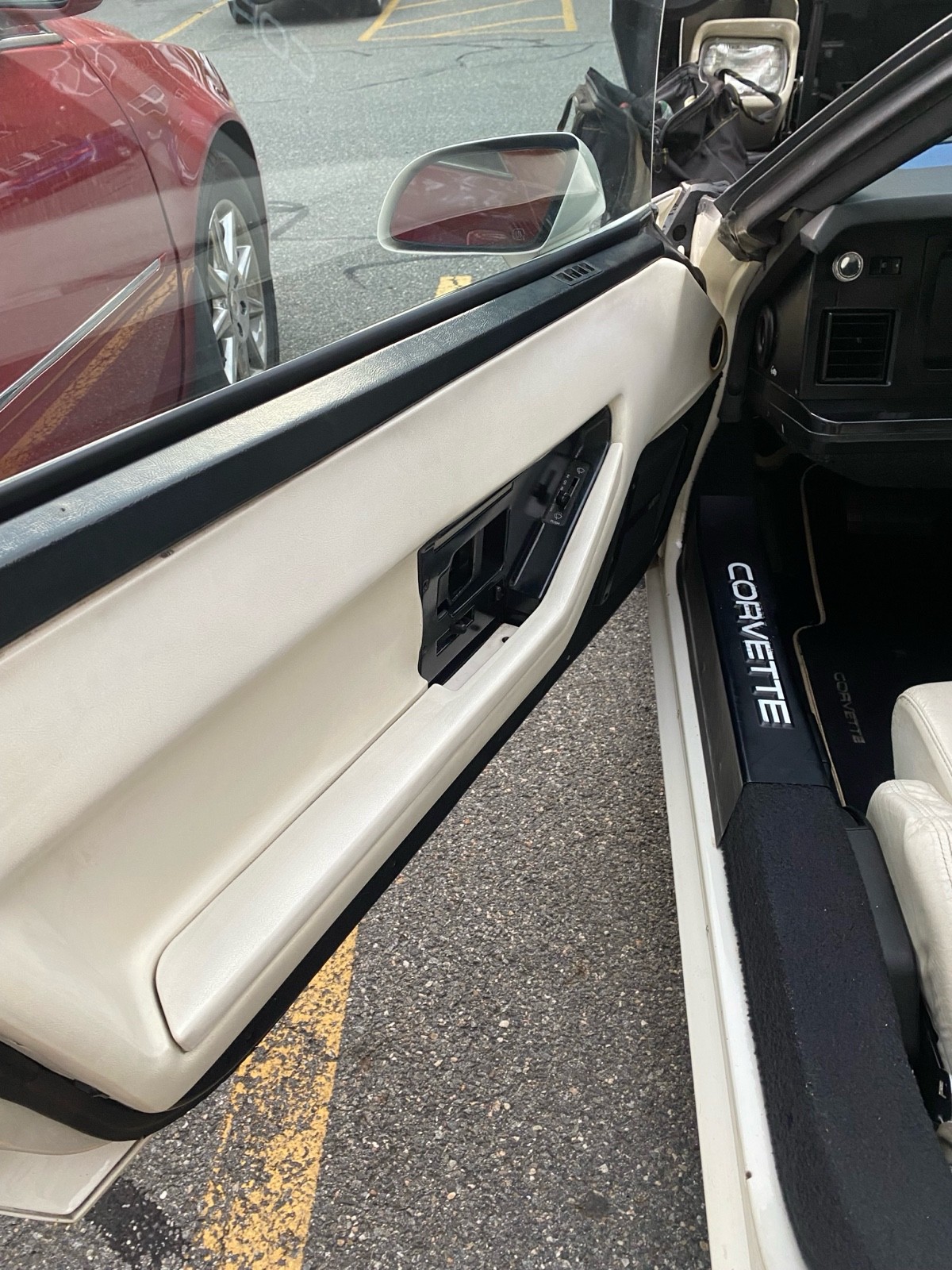 Chevrolet-Corvette-1988-9