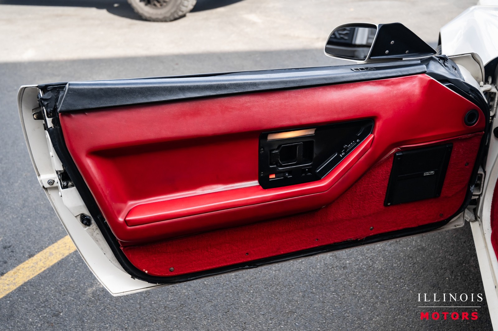 Chevrolet-Corvette-1988-Convertible-16