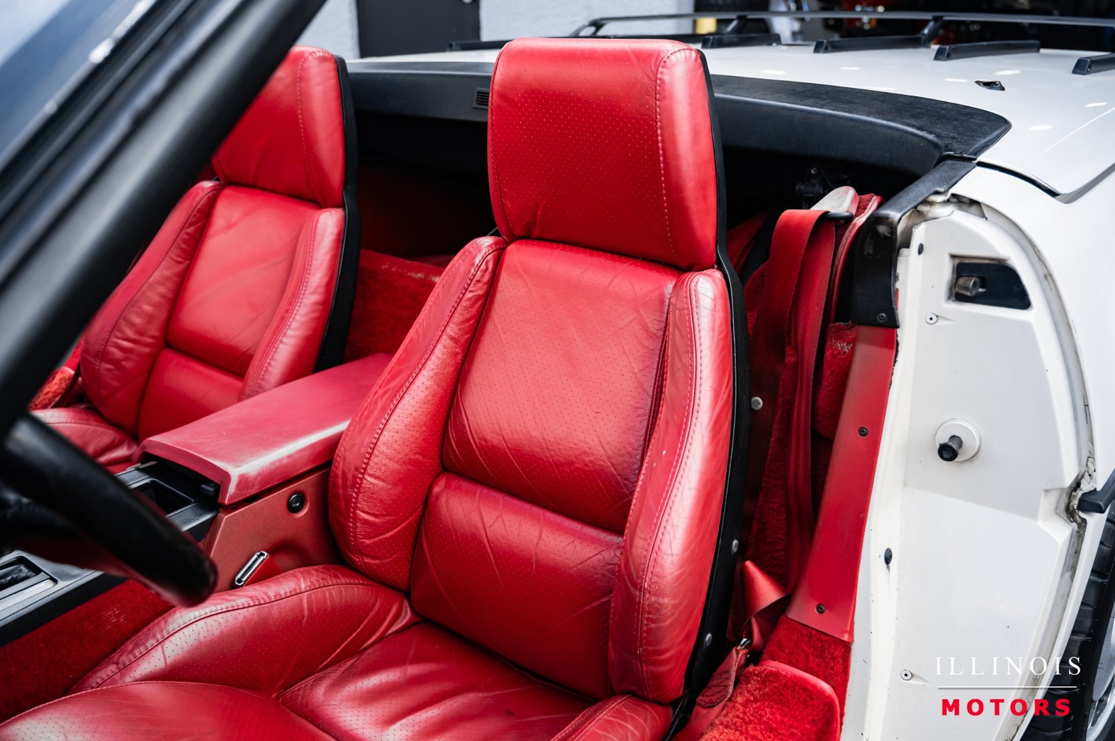 Chevrolet-Corvette-1988-Convertible-17