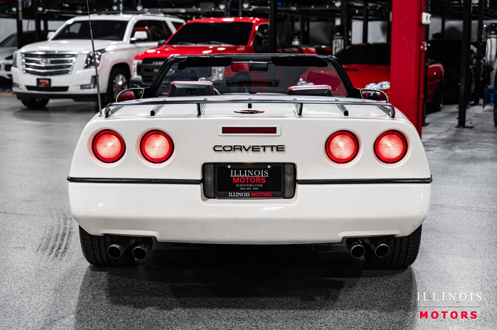 Chevrolet-Corvette-1988-Convertible-3