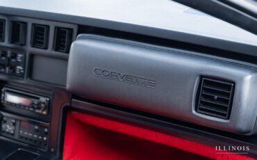 Chevrolet-Corvette-1988-Convertible-33