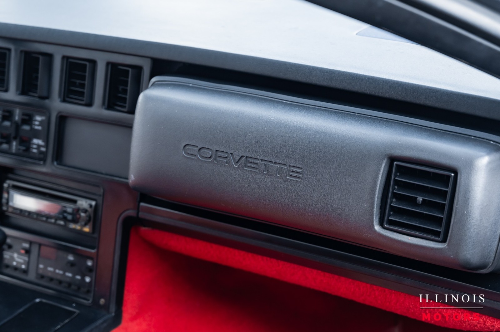 Chevrolet-Corvette-1988-Convertible-33