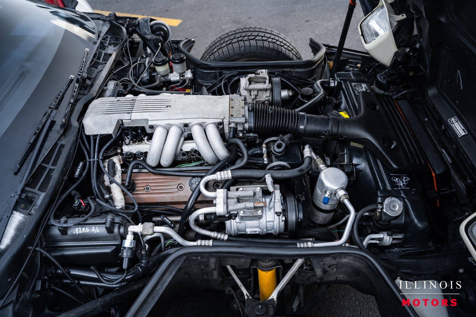 Chevrolet-Corvette-1988-Convertible-39