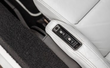 Chevrolet-Corvette-1988-Coupe-31