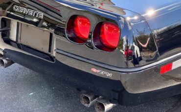 Chevrolet-Corvette-1990-Black-Black-11