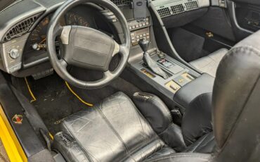 Chevrolet-Corvette-1990-Competiton-Yellow-Black-Leather-1