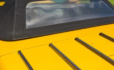 Chevrolet-Corvette-1990-Competiton-Yellow-Black-Leather-13