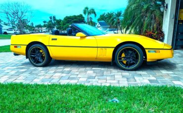 Chevrolet-Corvette-1990-Competiton-Yellow-Black-Leather-4