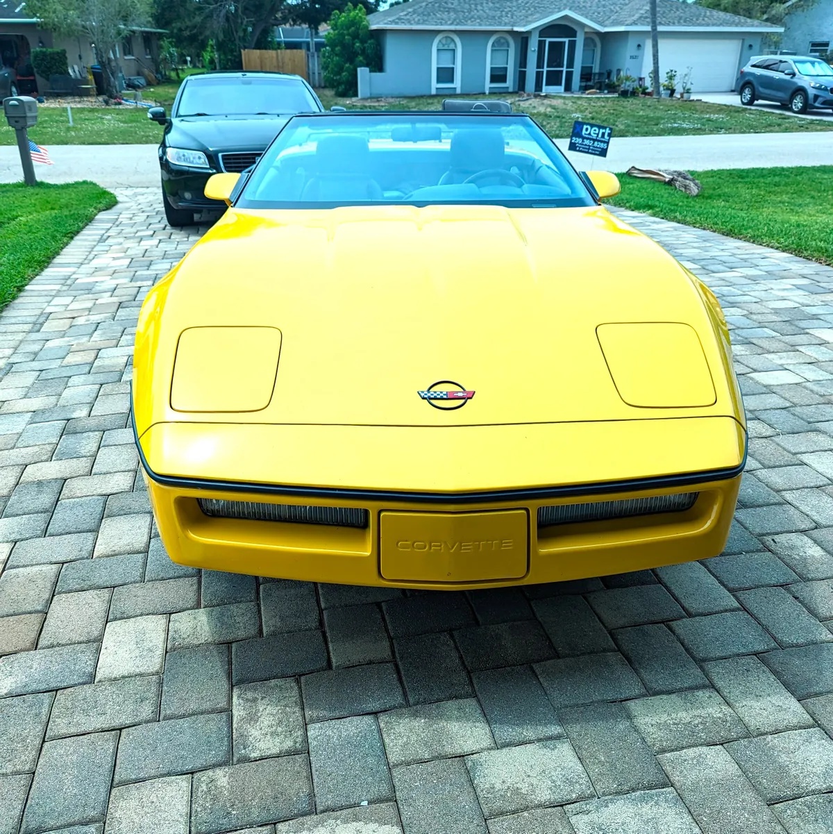 Chevrolet-Corvette-1990-Competiton-Yellow-Black-Leather-5