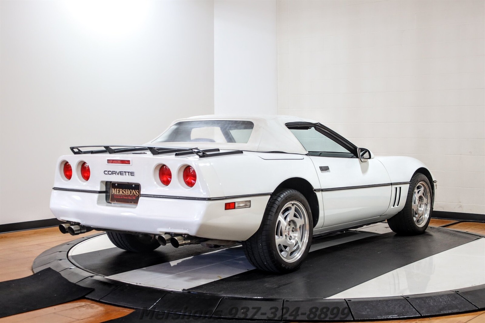 Chevrolet-Corvette-1990-Convertible-10