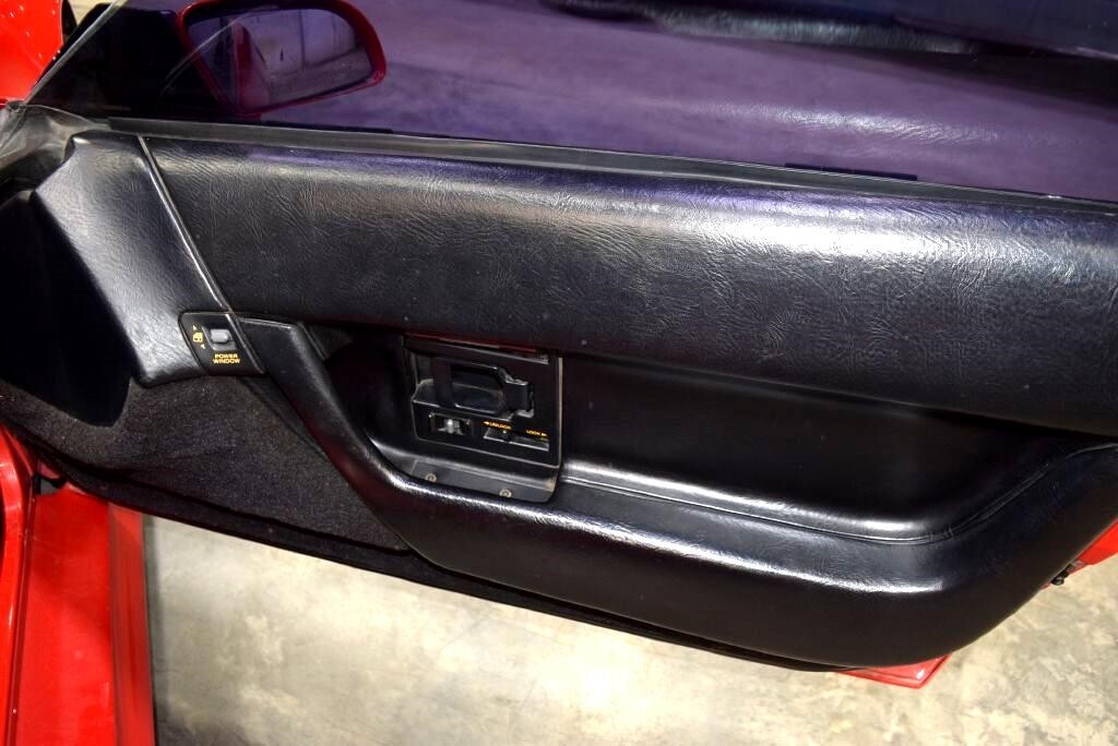 Chevrolet-Corvette-1990-Convertible-15
