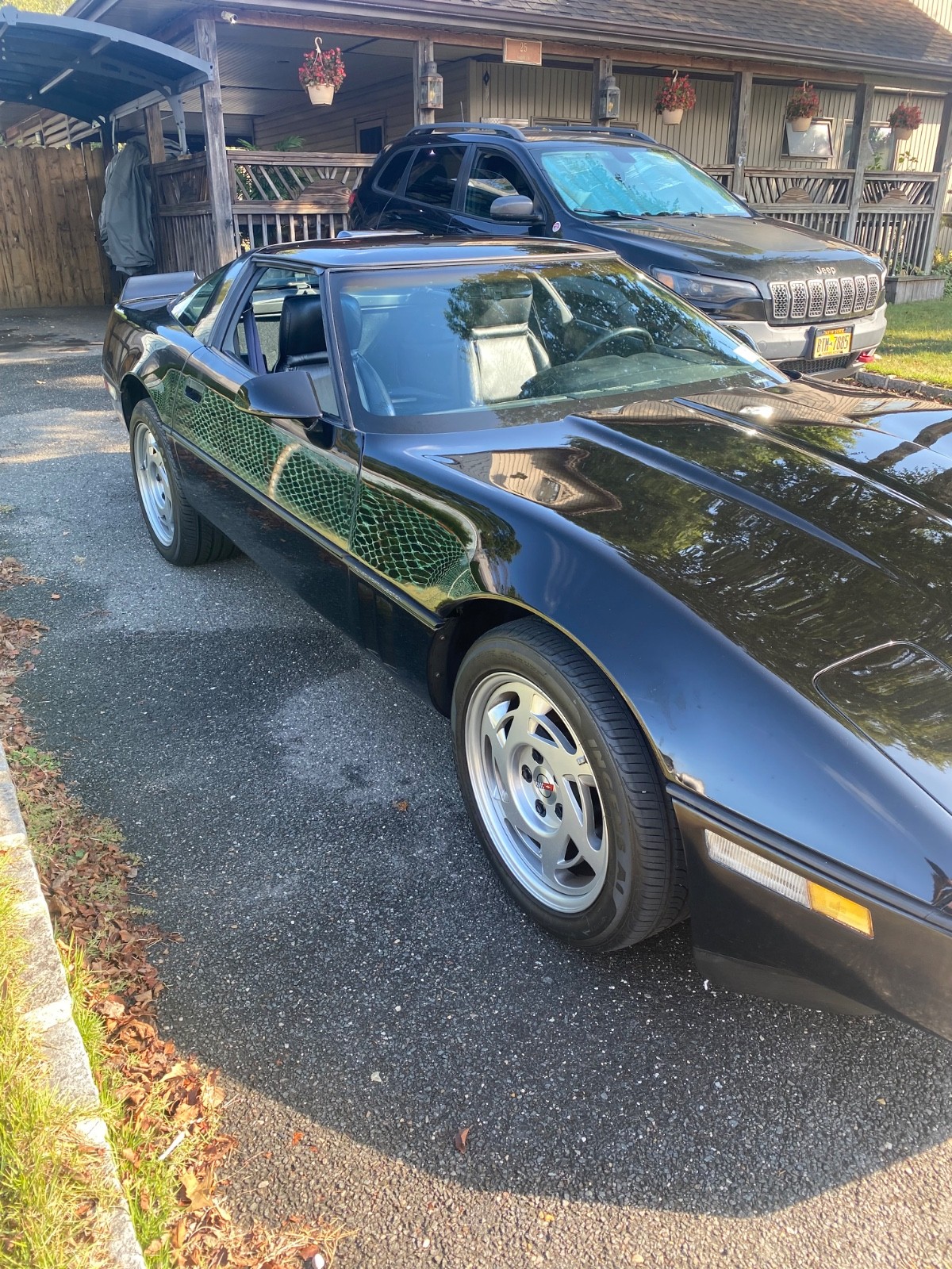 Chevrolet-Corvette-1990-Coupe-1