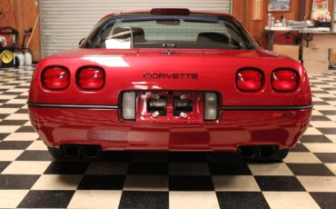 Chevrolet-Corvette-1990-Coupe-3