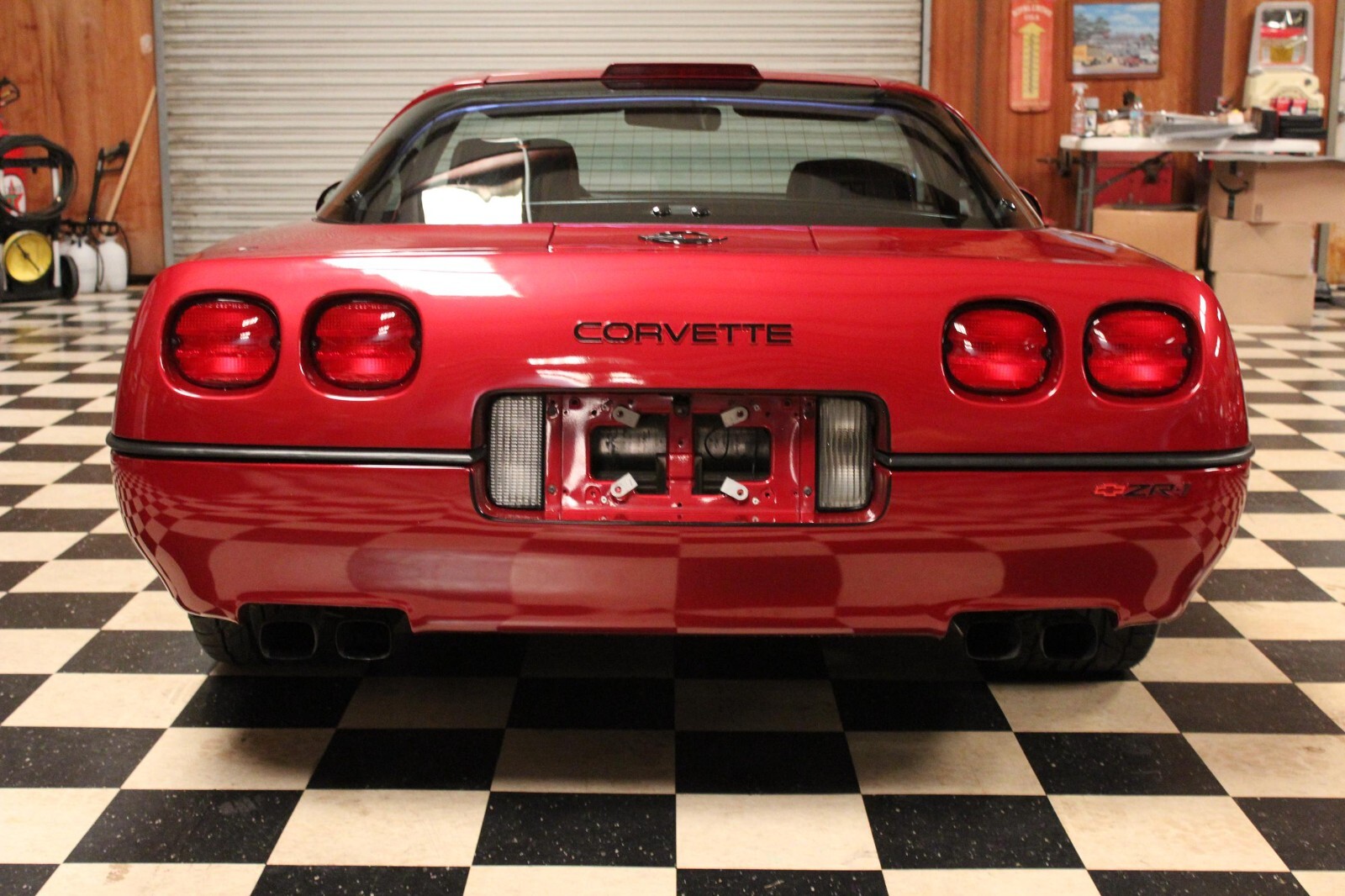 Chevrolet-Corvette-1990-Coupe-3