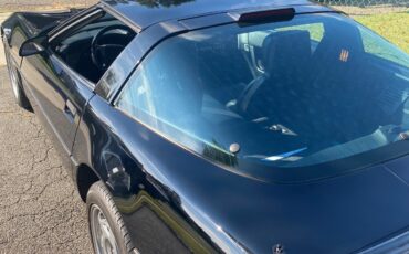 Chevrolet-Corvette-1990-Coupe-9
