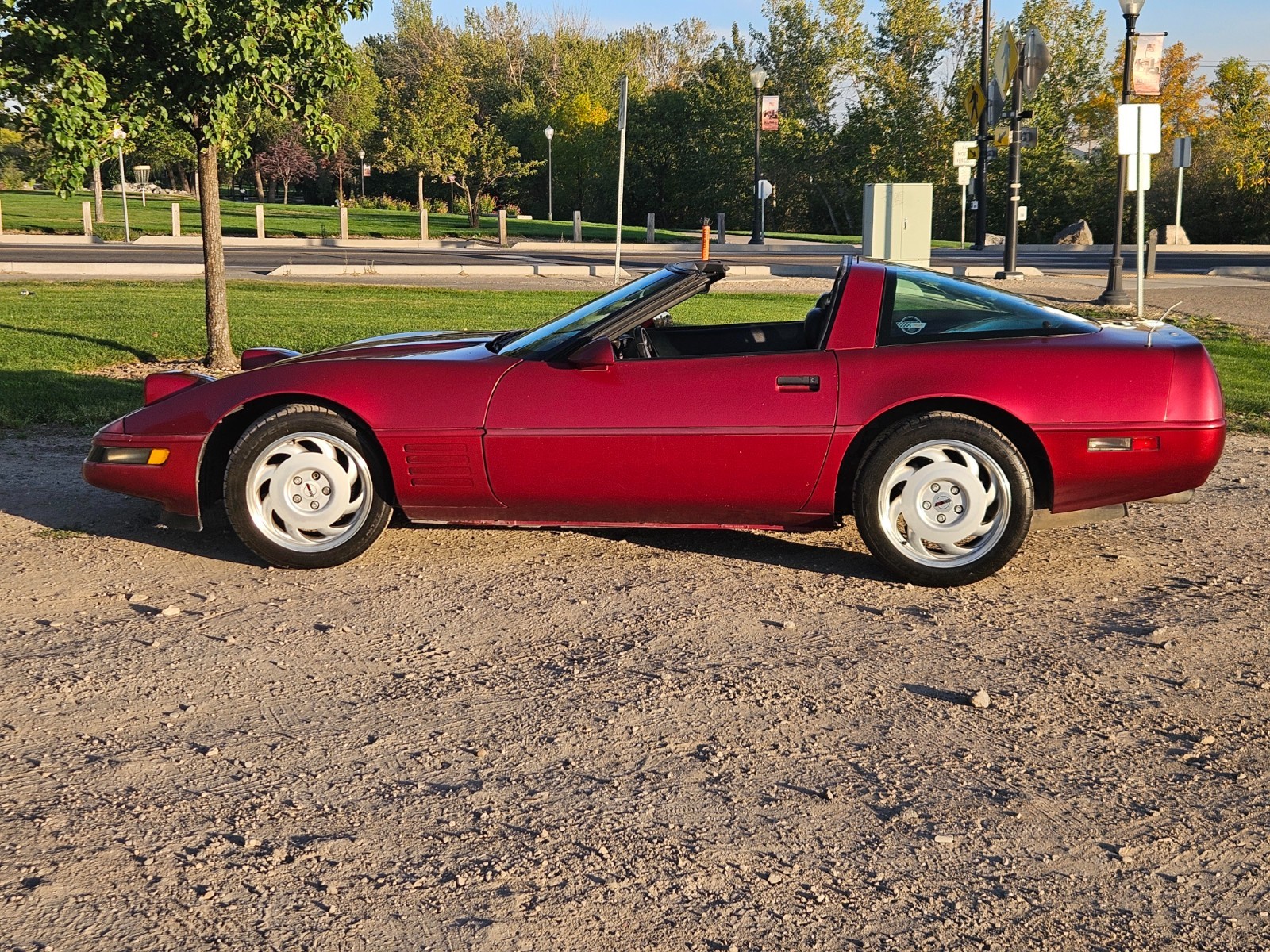 Chevrolet-Corvette-1991-Coupe
