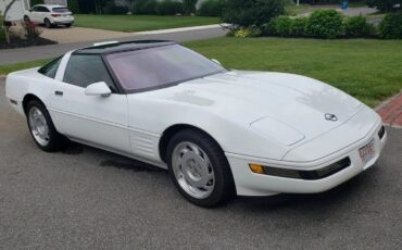 Chevrolet-Corvette-1991-White-Red-4