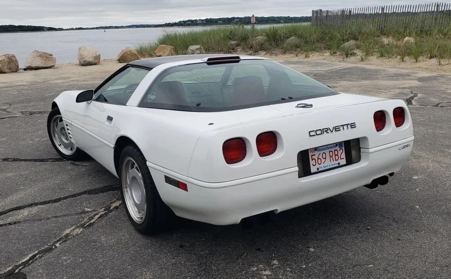 Chevrolet-Corvette-1991-White-Red-7