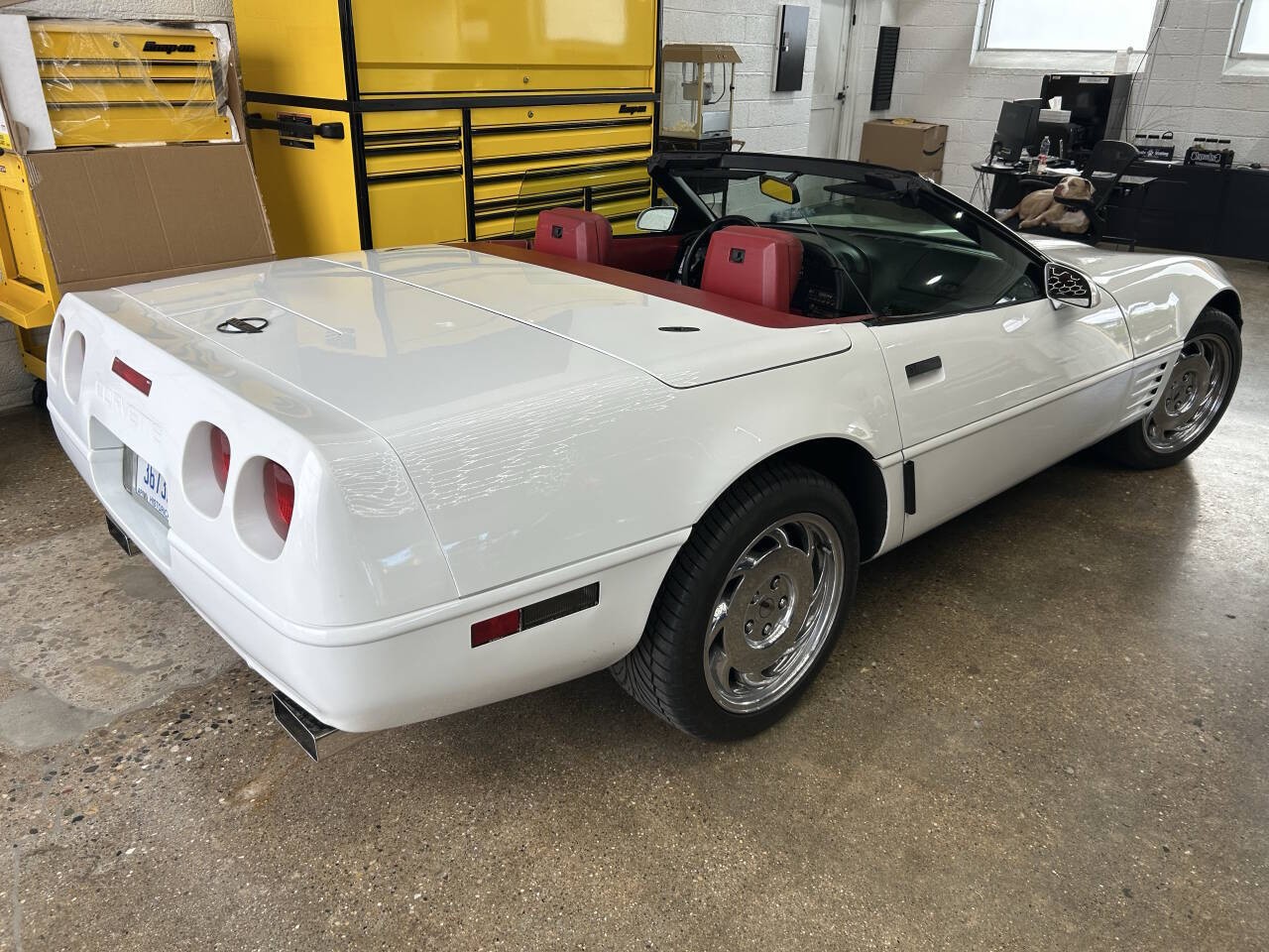 Chevrolet-Corvette-1992-Convertible-21