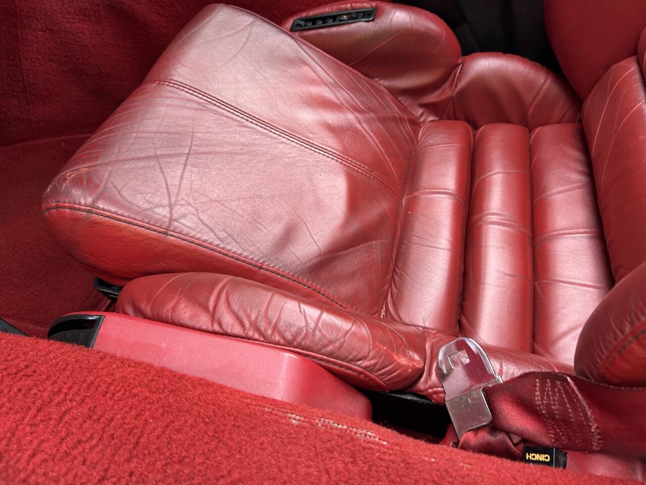 Chevrolet-Corvette-1992-Convertible-28