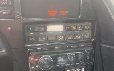 Chevrolet-Corvette-1992-Hatchback-34