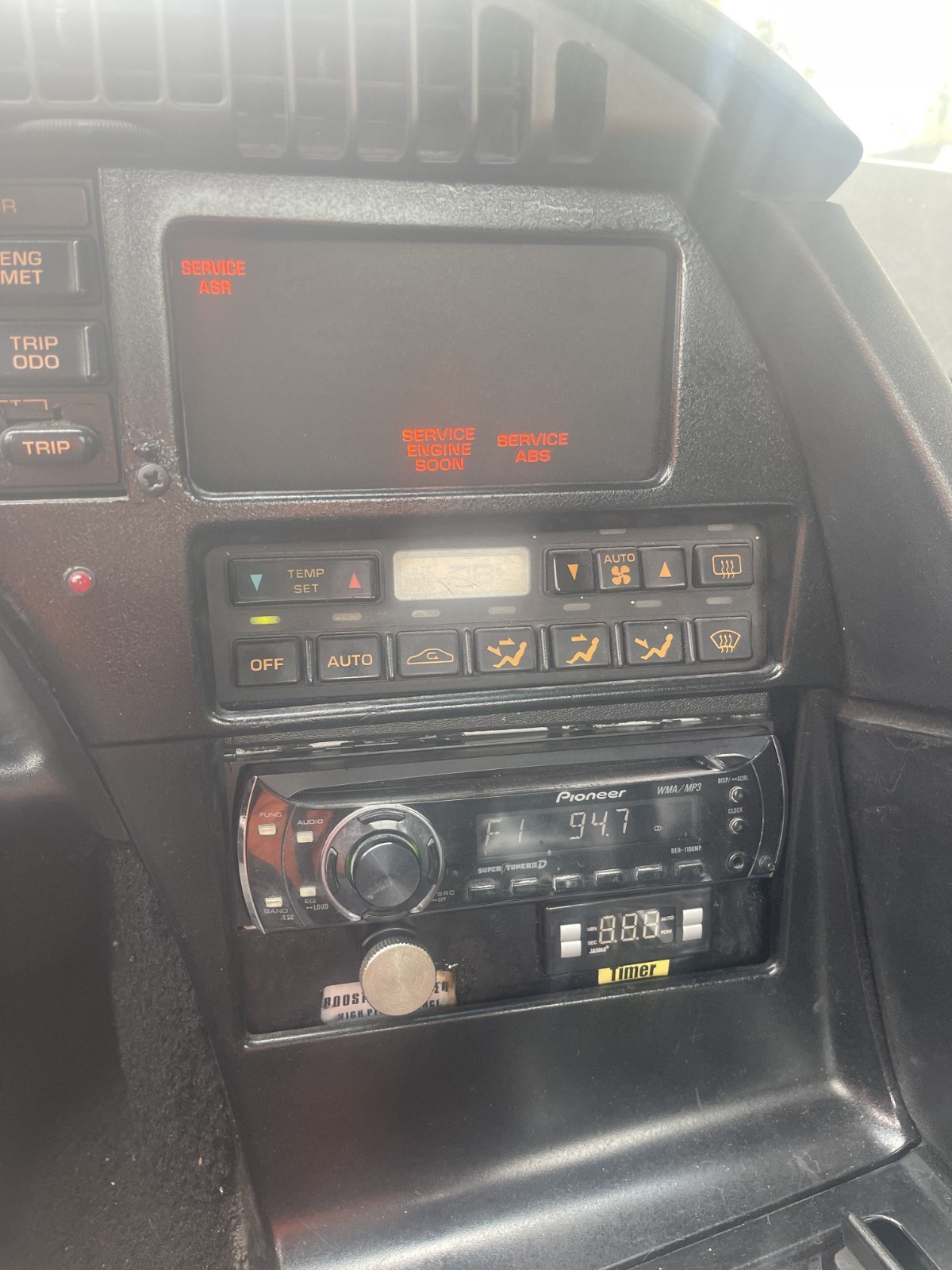 Chevrolet-Corvette-1992-Hatchback-34