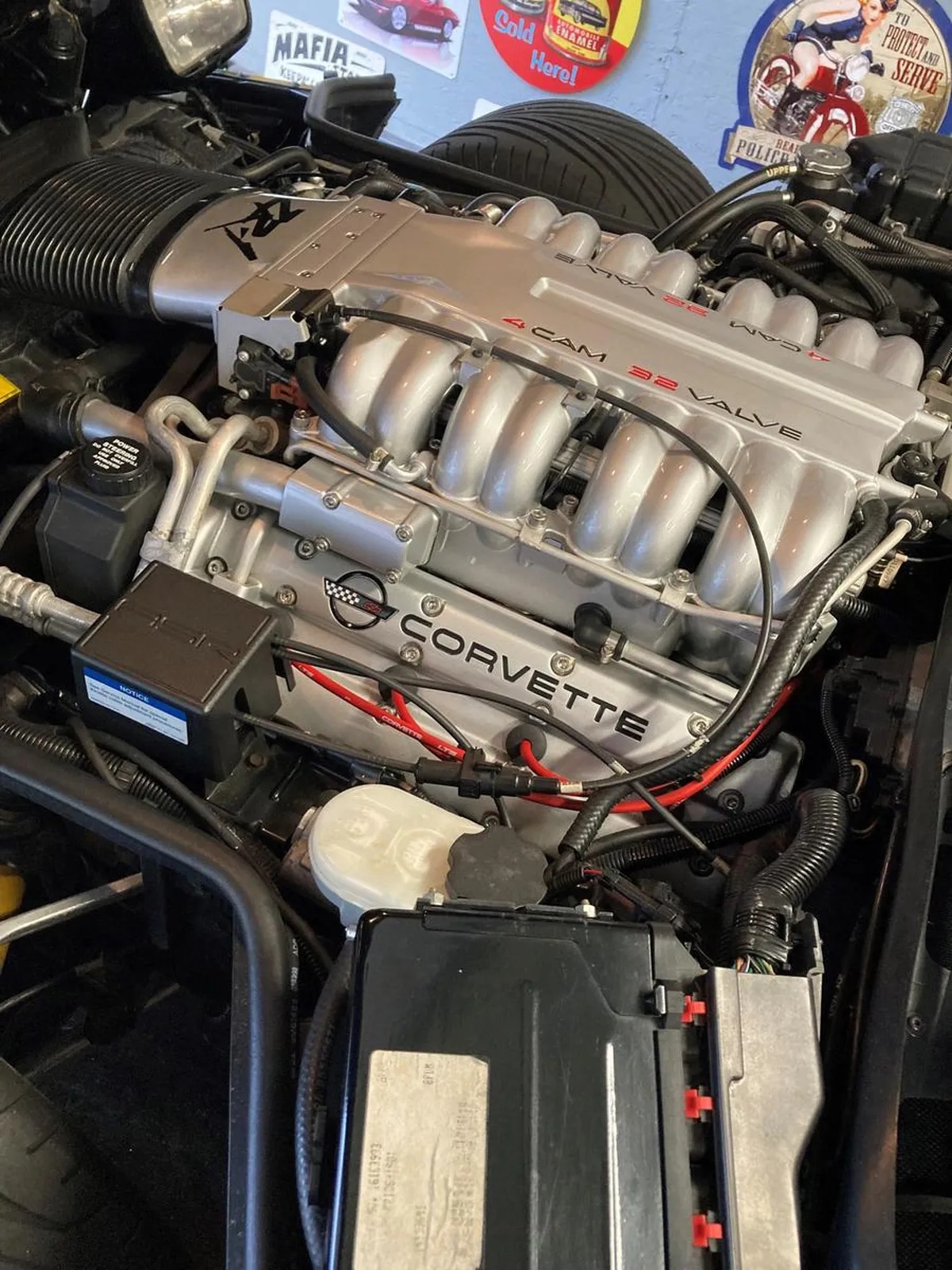 Chevrolet-Corvette-1993-19