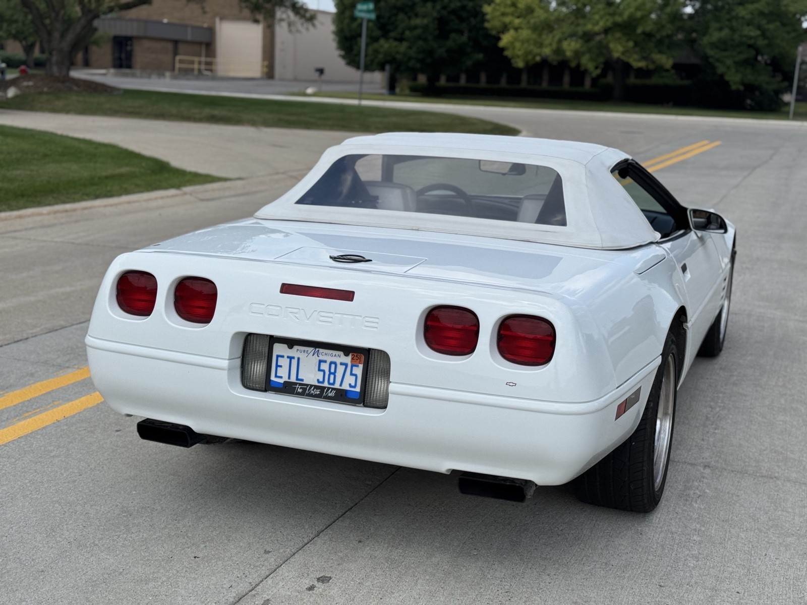 Chevrolet-Corvette-1993-Convertible-12