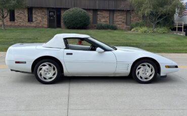Chevrolet-Corvette-1993-Convertible-14