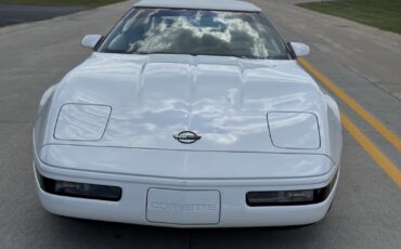 Chevrolet-Corvette-1993-Convertible-17